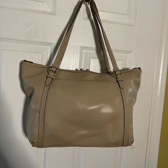 Coach F25667  Peyton Crossgrain Leather sand large Tote bag  gold tone hardwares - Picture 3 of 14